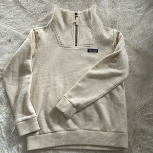 Patagonia pullover XS